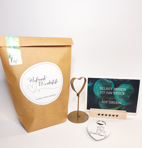 Mutmach-Wundertüte mit Grußkarte und Button-Schlüsselanhänger