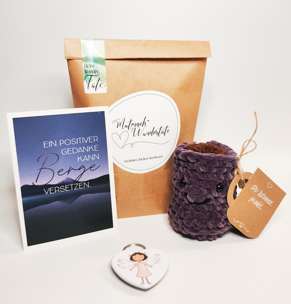 Mutmach-Wundertüte mit Herz-Mutmachtasse gehäkelt und liebevollen Details